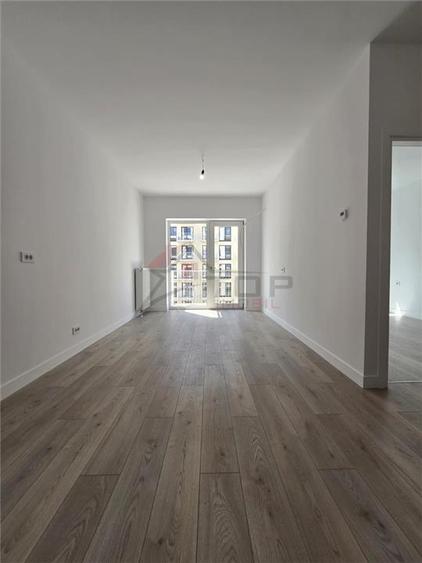 Apartament cu 2 camere decomandat în Podu Roș