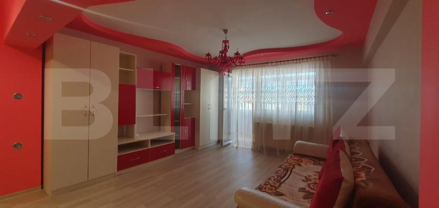 Apartament cu 2 camere semidecomandat, mobilat în Micro 16 — fotografia 1