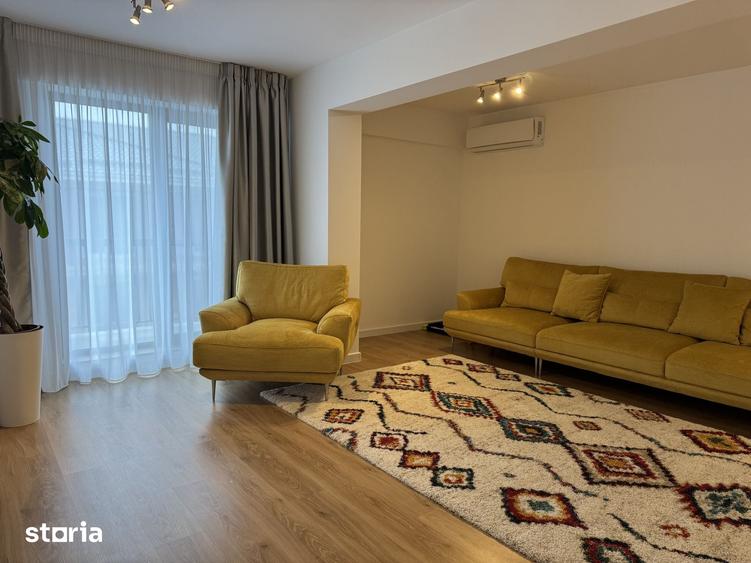 Apartament cu 4 camere în Central