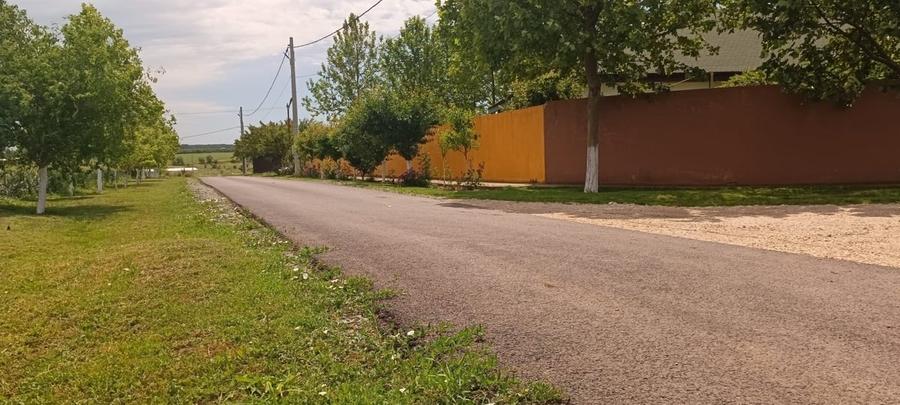 Casă cu 5 camere cu Teren 1325 Mp în Central