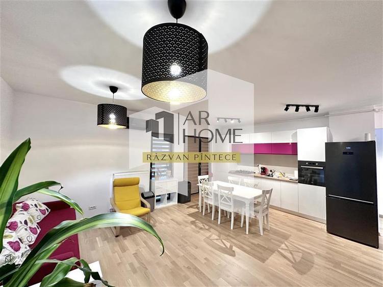 Apartament cu 3 camere decomandat în Albert