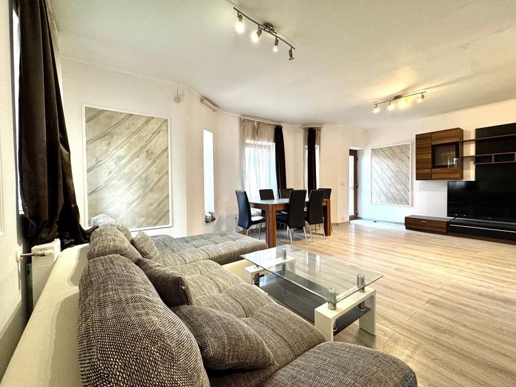 Duplex cu 5 camere cu Canalizare în Dumbrăvița