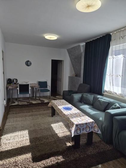 Apartament cu 2 camere decomandat în Florești