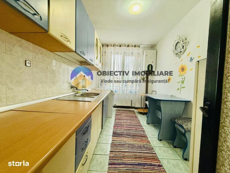 Apartament cu 3 camere decomandat, mobilat în Sud