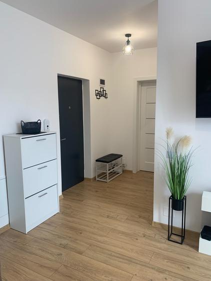 Apartament cu 2 camere semidecomandat în Florești