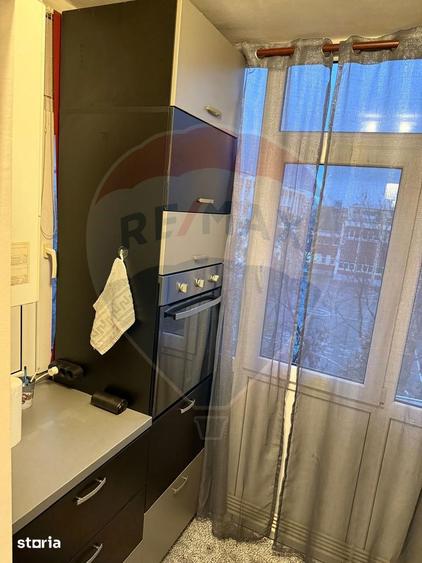 Apartament cu 2 camere decomandat în Rovine