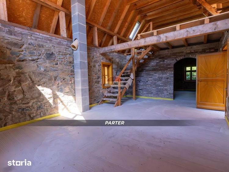 Casă cu 4 camere cu Teren 242 Mp în Firiza