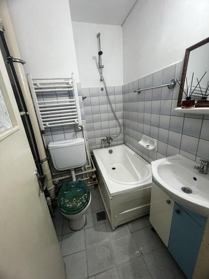 Inchiriez apartament 2 camere - 12