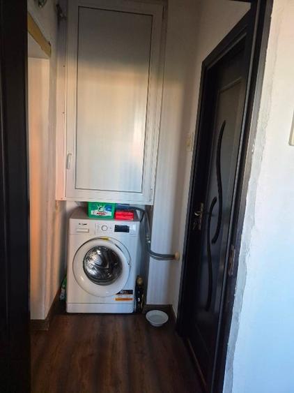 Apartament cu 2 camere semidecomandat, mobilat în Tomis III