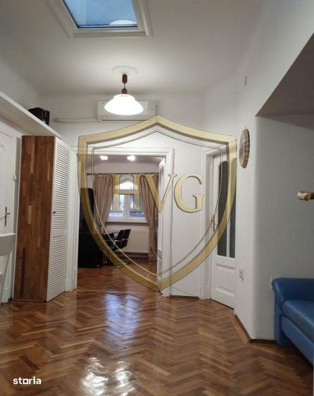 Apartament cu 3 camere, mobilat în Central