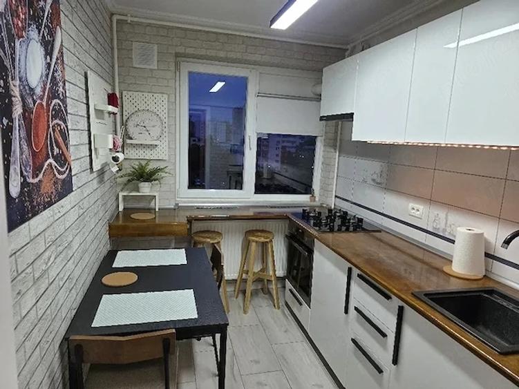 Apartament cu 2 camere semidecomandat în Tudor Vladimirescu