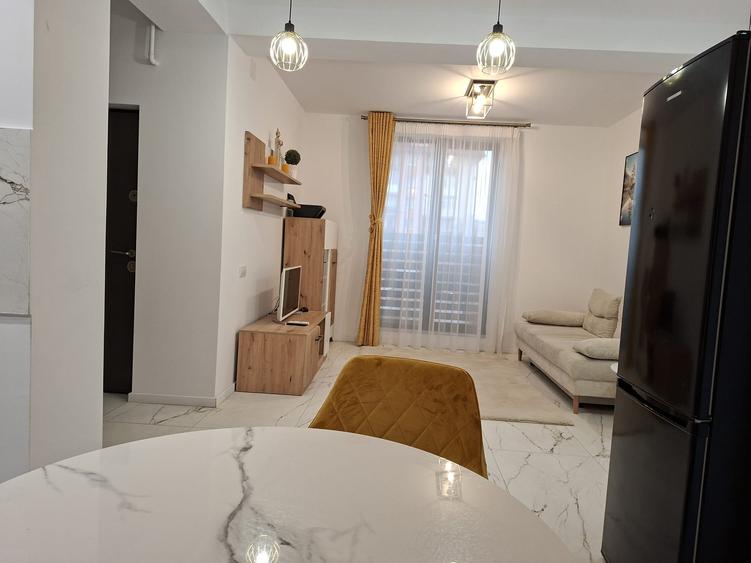 Apartament cu 2 camere nedecomandat în Teilor