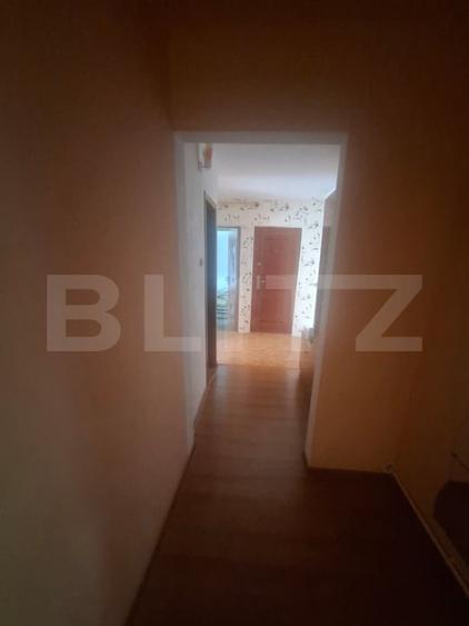 Apartament cu 3 camere decomandat, mobilat în Găești
