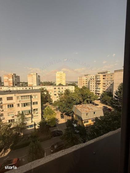Apartament cu 2 camere în Micro 21