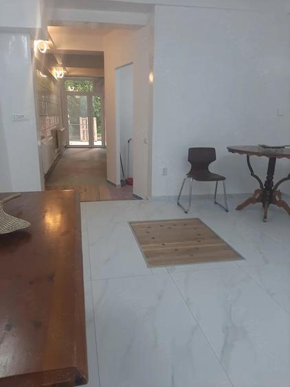 Garsonieră decomandată în Colentina