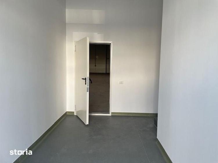 Spațiu comercial, de 1,800 mp, în Nord