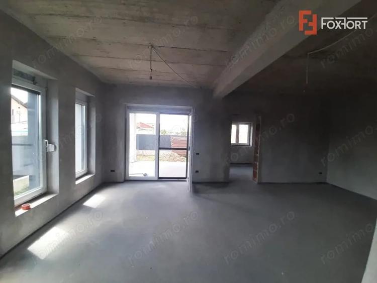 Duplex cu 4 camere de vanzare in localitatea Bucovat (Remetea Mare) - 2