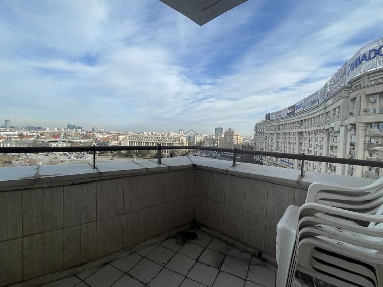 Apartament cu 3 camere decomandat, mobilat în Victoriei