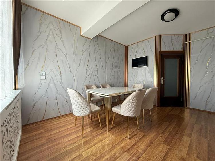 Apartament cu 3 camere decomandat, mobilat în Țiglina 1