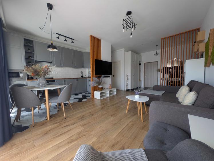 Proprietar - Vand apartament cu 2 camere si 2 locuri de parcare subterane + boxa depozitare - 6