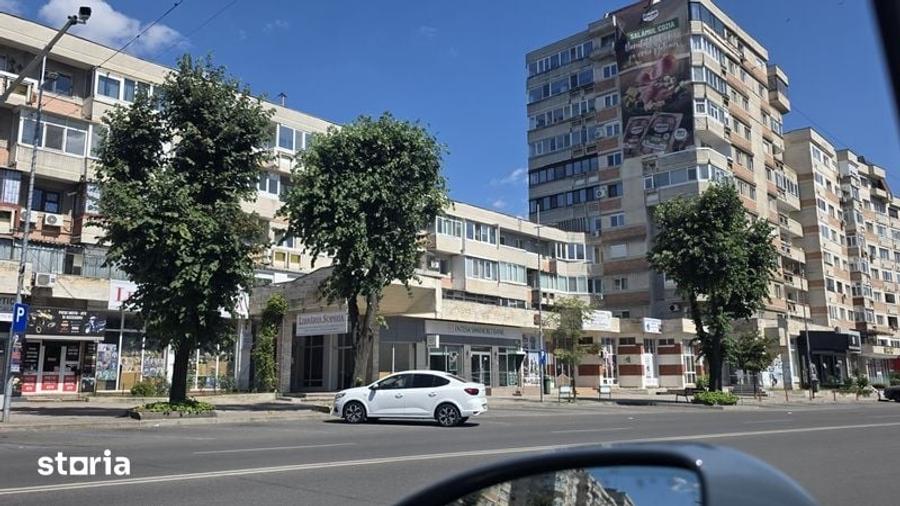 Apartament cu 3 camere în Bradu