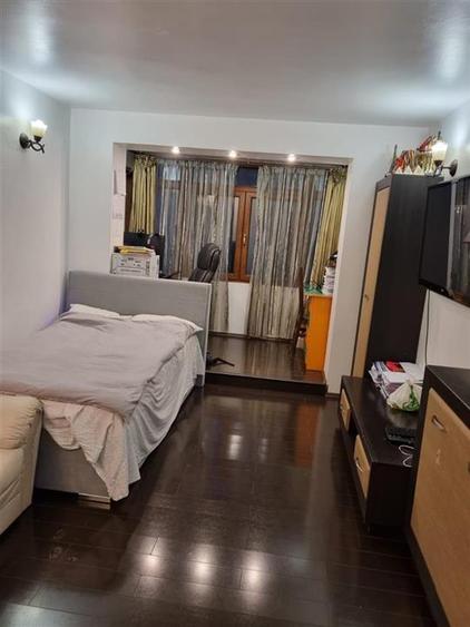Apartament cu 3 camere decomandat, mobilat în Podu Roș