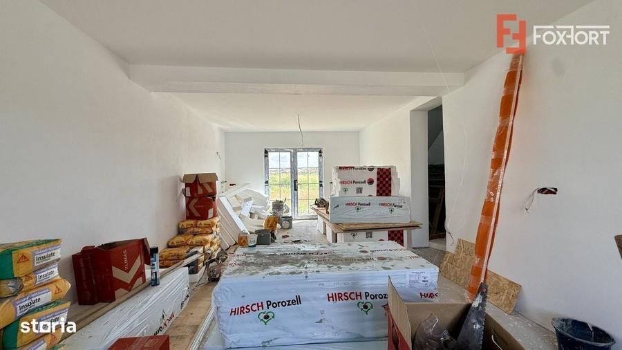 Casă cu 3 camere în Moșnița Veche