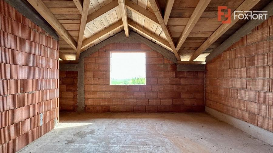 Duplex cu 4 camere cu Teren 372 Mp în Sânandrei