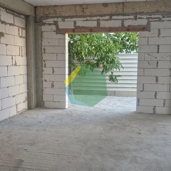 Casă individuală cu 3 camere cu Canalizare în Nord-Est