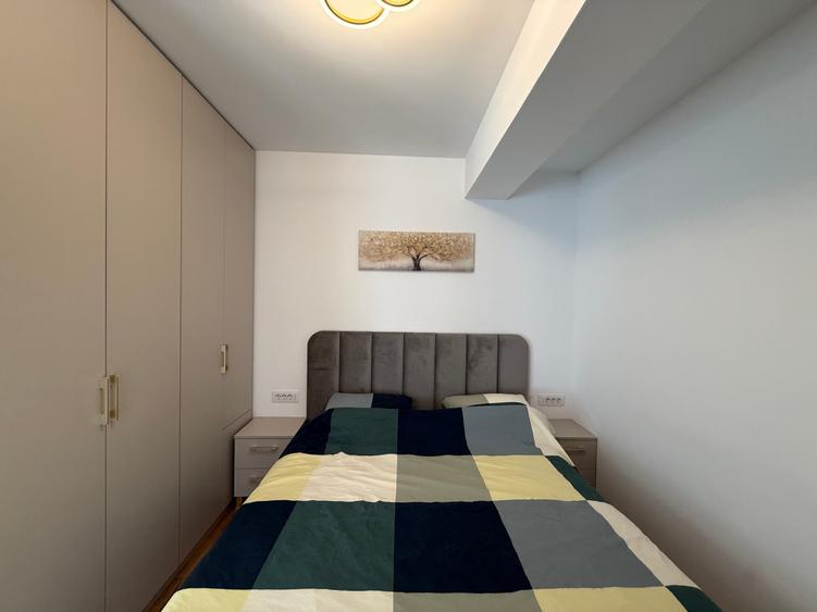 Apartament cu 2 camere decomandat în P-ța Unirii