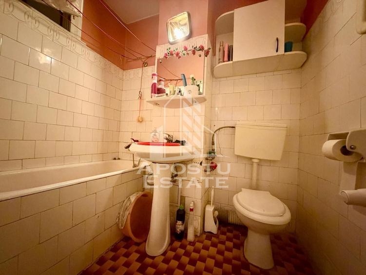 Apartament cu 2 camere semidecomandat, mobilat în Circumvalațiunii
