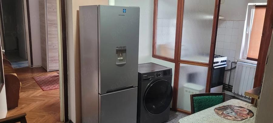 Apartament cu 2 camere semidecomandat în Lipovei