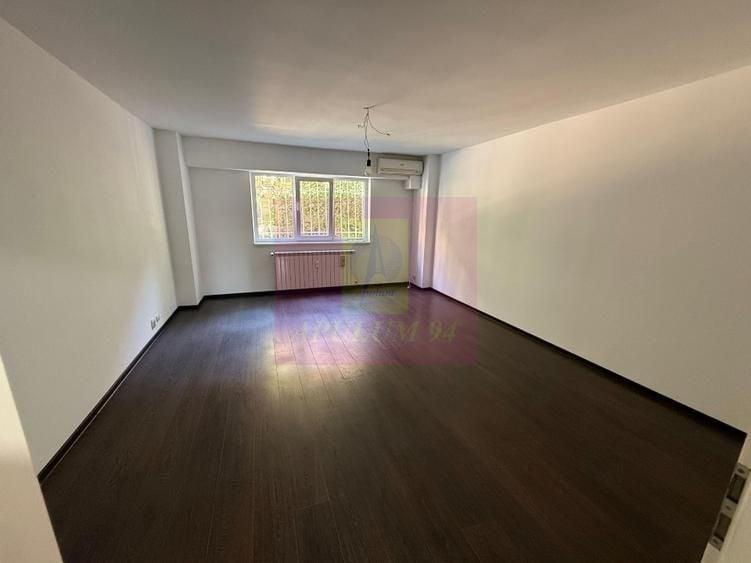 Apartament cu 3 camere decomandat în Dorobanți