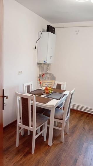 Apartament cu 3 camere decomandat, mobilat în Tomis III