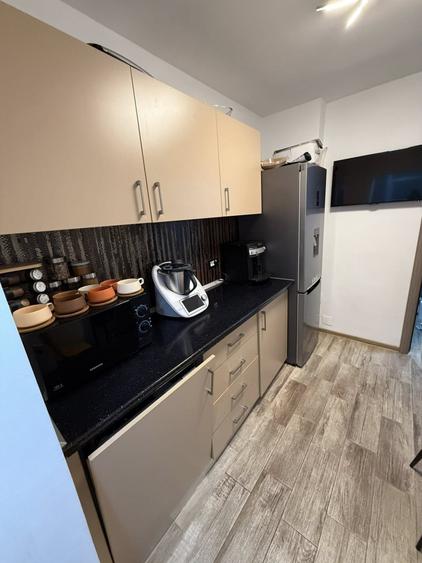 Apartament cu 2 camere decomandat, mobilat în Km 5