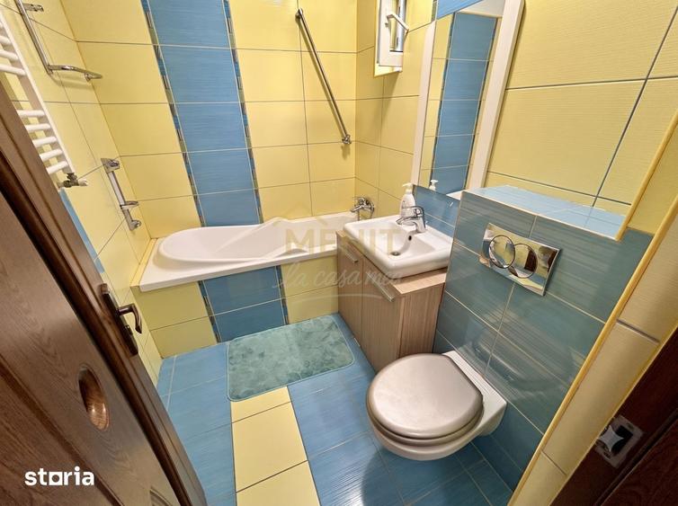 Apartament cu 3 camere decomandat, mobilat în Malu Roșu