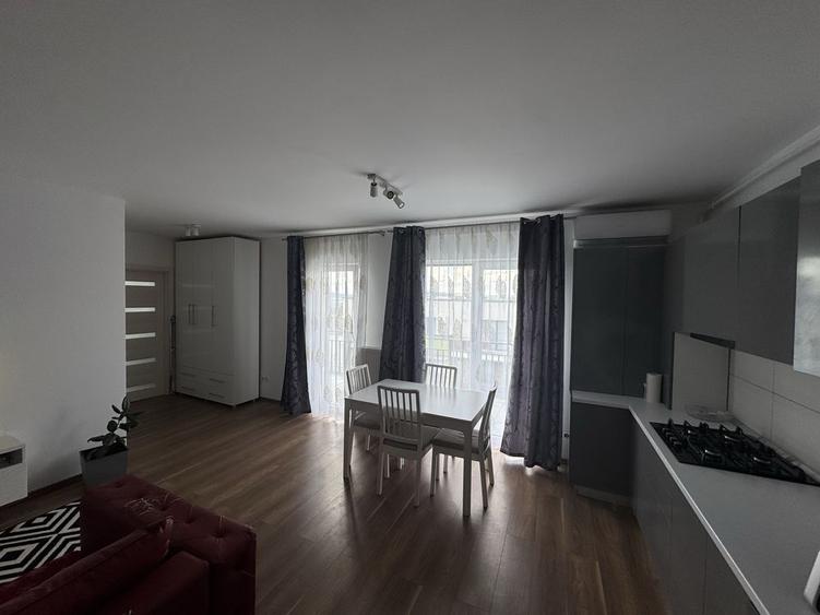 Apartament cu 2 camere semidecomandat în Europa