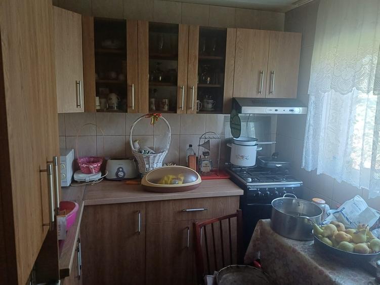 Casă cu 4 camere în Rasa