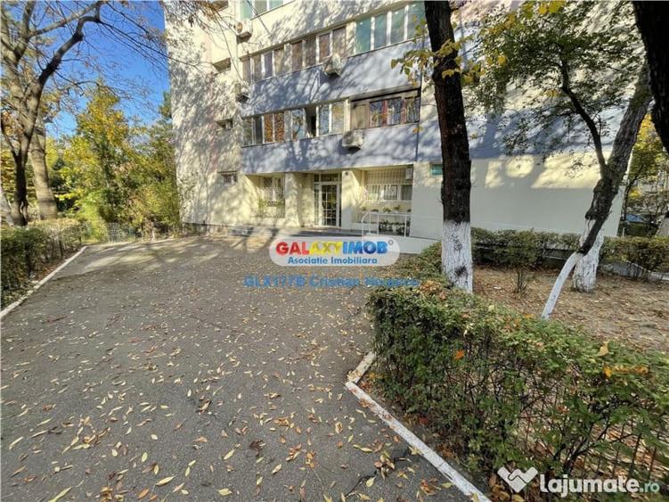 Apartament cu 3 camere semidecomandat în Dorobanți