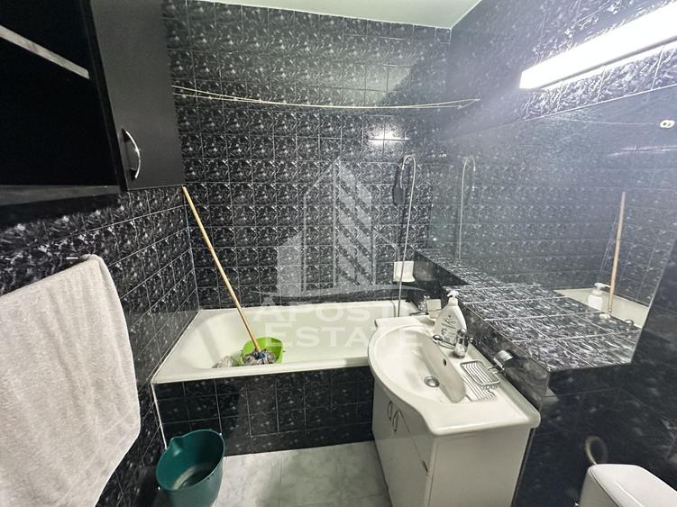 Apartament cu 2 camere decomandat, mobilat în Girocului