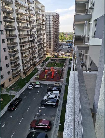 Apartament cu 2 camere decomandat în Theodor Pallady