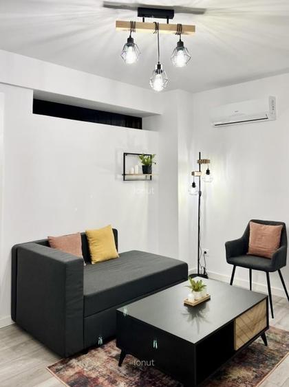 Catedral Residence 2 camere cu balcon - 1