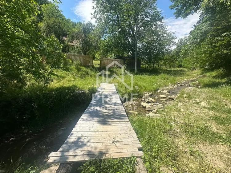 Casă cu 3 camere cu Teren 25000 Mp în Valea Vințului