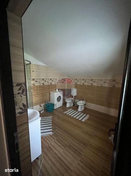 Spațiu comercial, de 280 mp, în Remeți