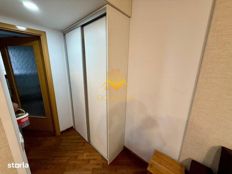 Apartament cu 3 camere în Mărăști