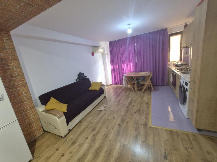 Apartament cu 2 camere în Berceni
