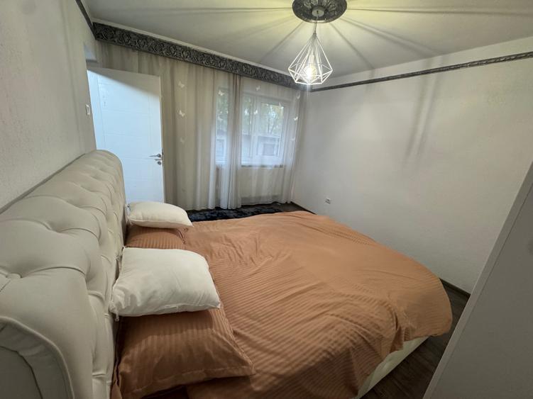 Apartament cu 2 camere semidecomandat în Ostra