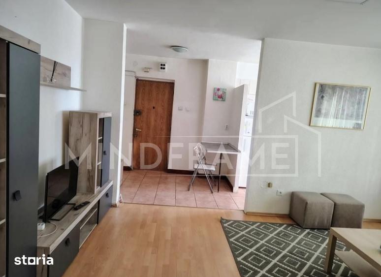 Apartament cu 2 camere în Centrul Civic