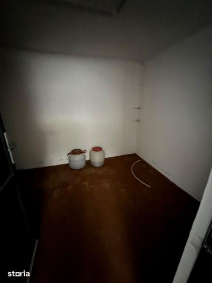 Casă cu 5 camere cu Teren 497 Mp în Central