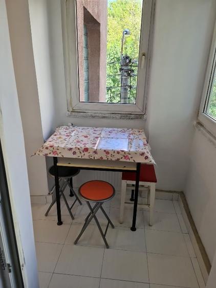 Garsonieră decomandată în Andrei Mureșanu